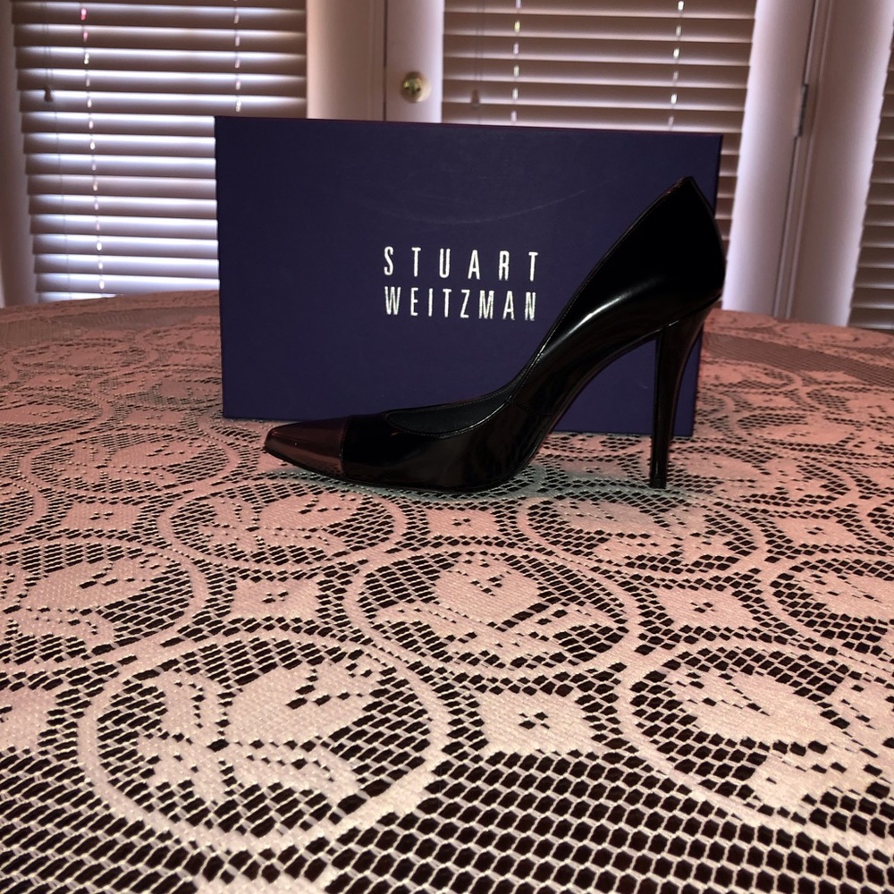 Stuart Weizmann Tipnaughty Jet Mirror Pumps - Sz 8 - image 3